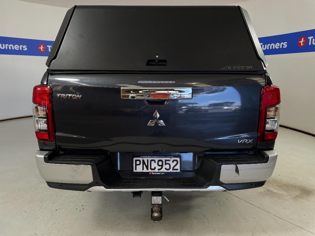 Photo '6' of Mitsubishi Triton Photo '6' of Mitsubishi Triton