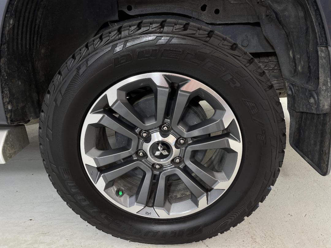 Photo '11' of Mitsubishi Triton Photo '11' of Mitsubishi Triton