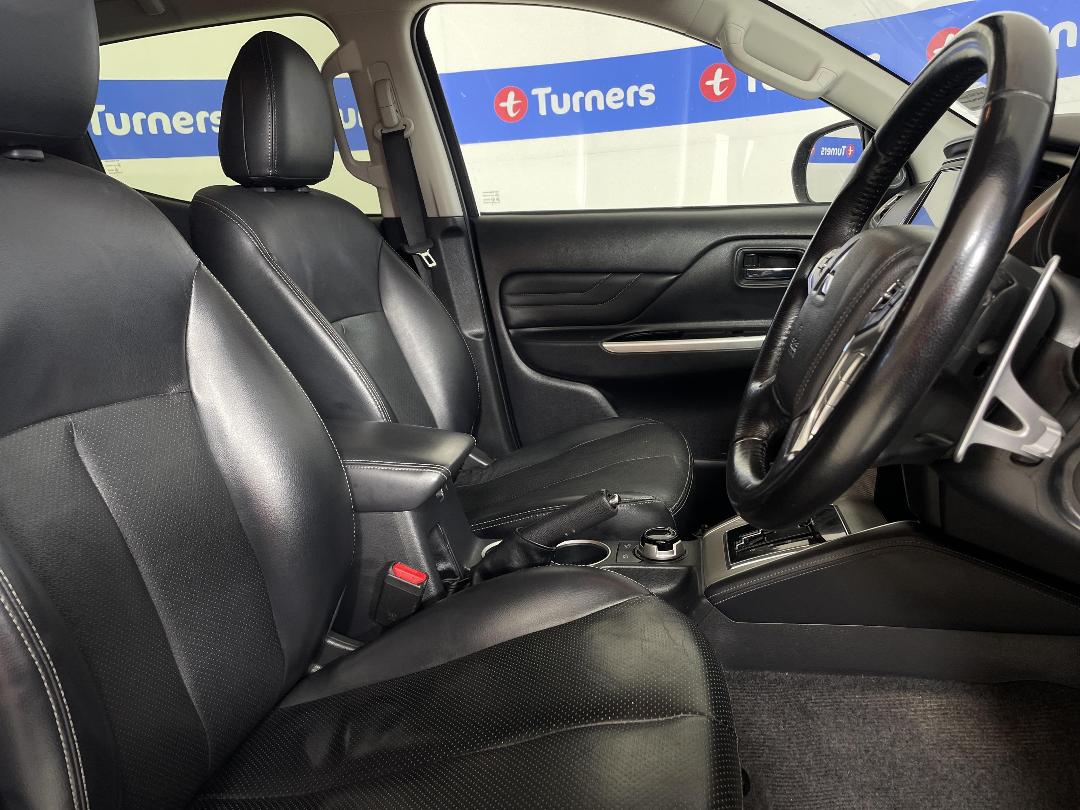 Photo '16' of Mitsubishi Triton Photo '16' of Mitsubishi Triton