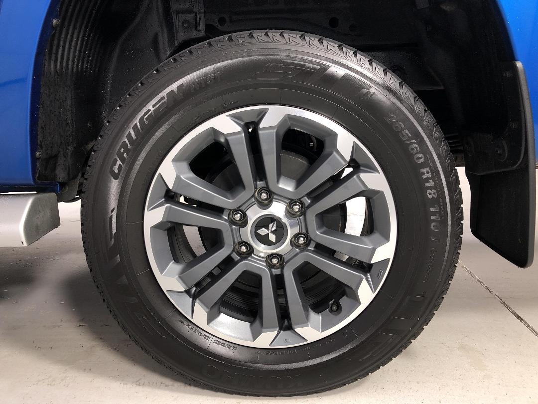 Photo '11' of Mitsubishi Triton Photo '11' of Mitsubishi Triton