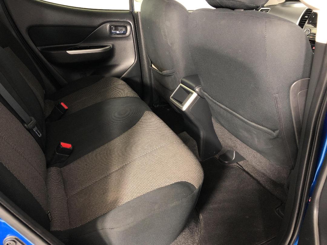 Photo '20' of Mitsubishi Triton Photo '20' of Mitsubishi Triton