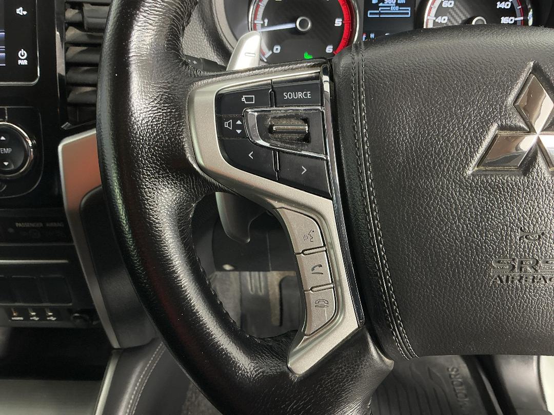 Photo '25' of Mitsubishi Triton