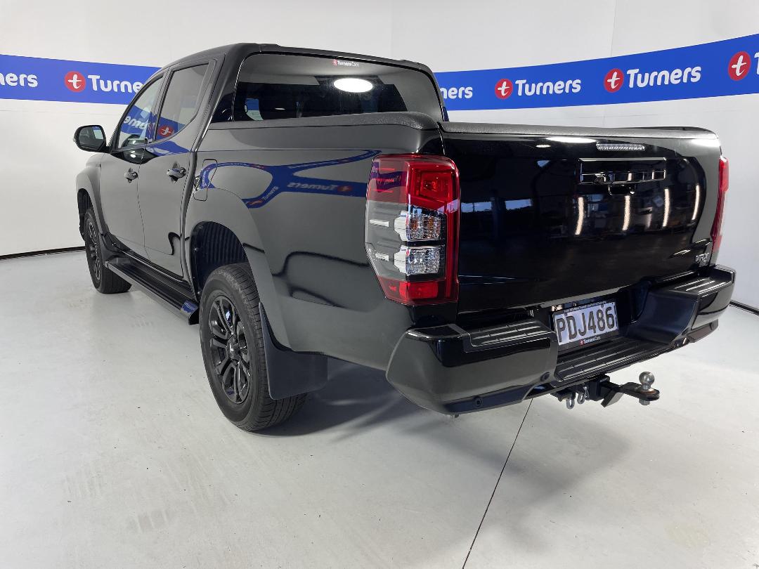 Photo '5' of Mitsubishi Triton