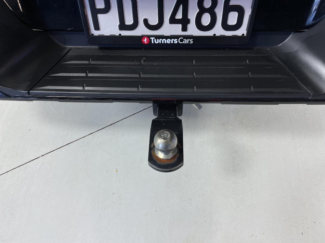 Photo '23' of Mitsubishi Triton