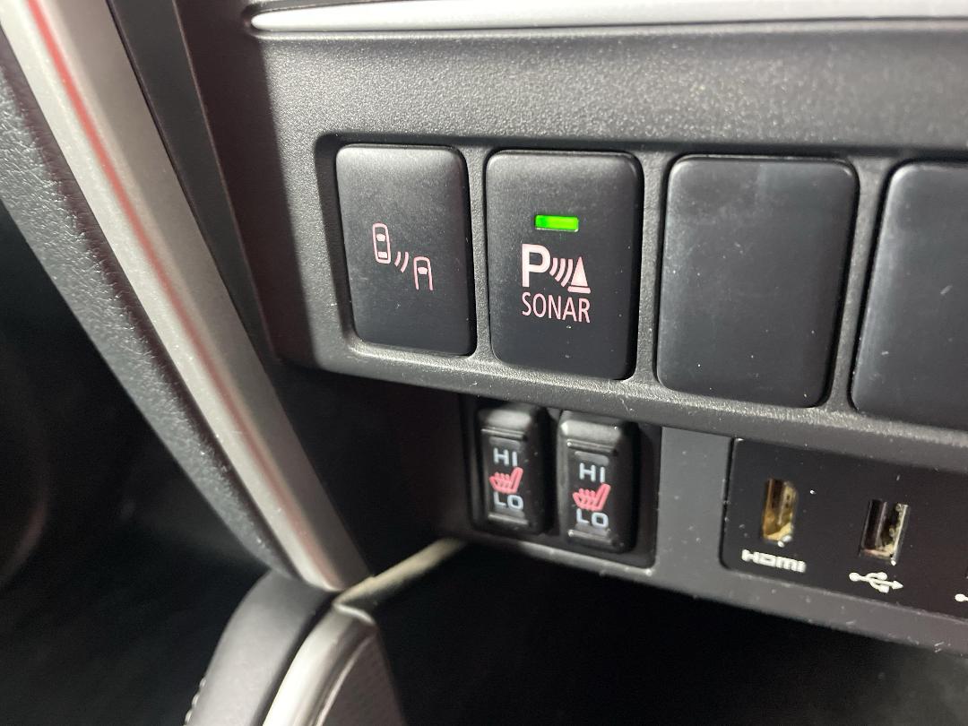 Photo '36' of Mitsubishi Triton