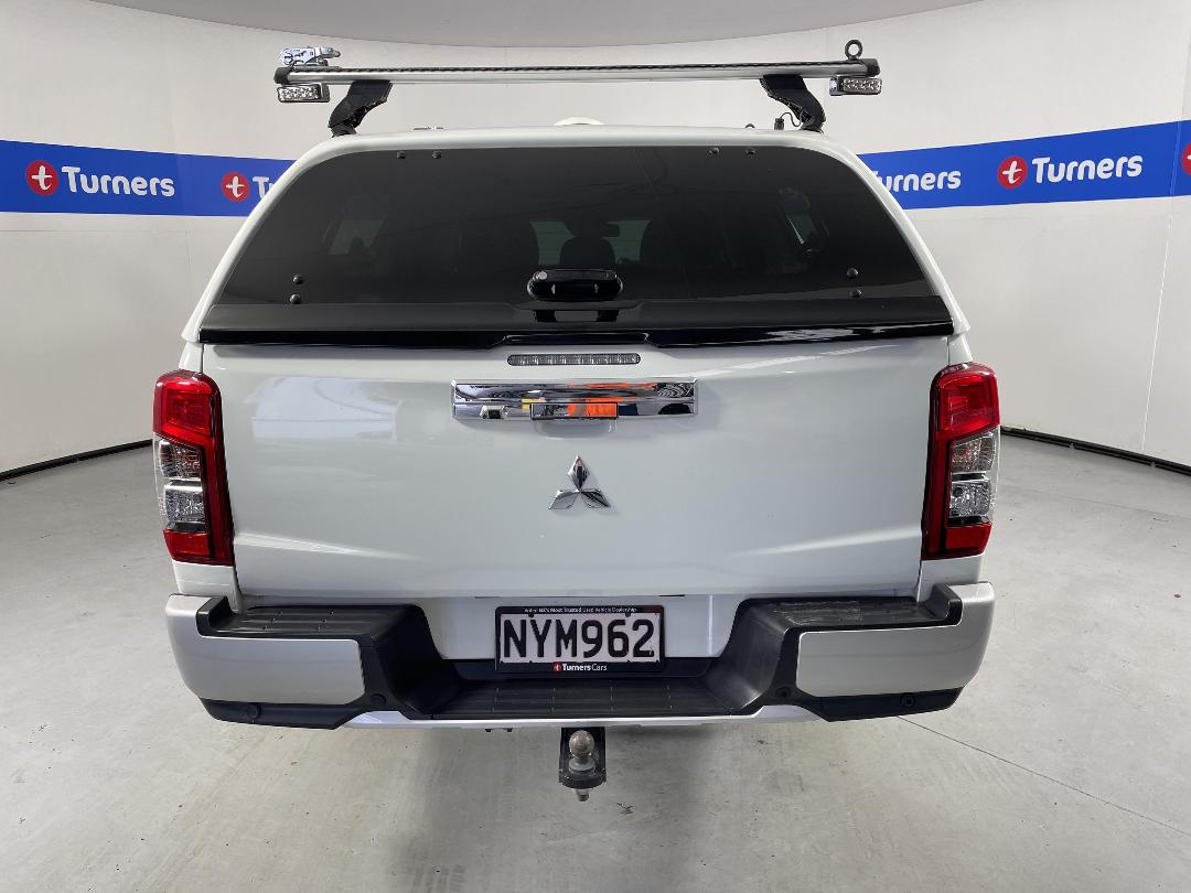 Photo '6' of Mitsubishi Triton Photo '6' of Mitsubishi Triton