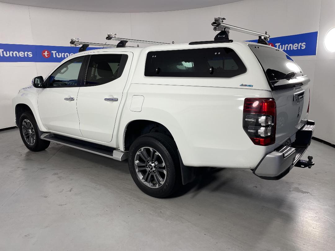 Photo '5' of Mitsubishi Triton Photo '5' of Mitsubishi Triton