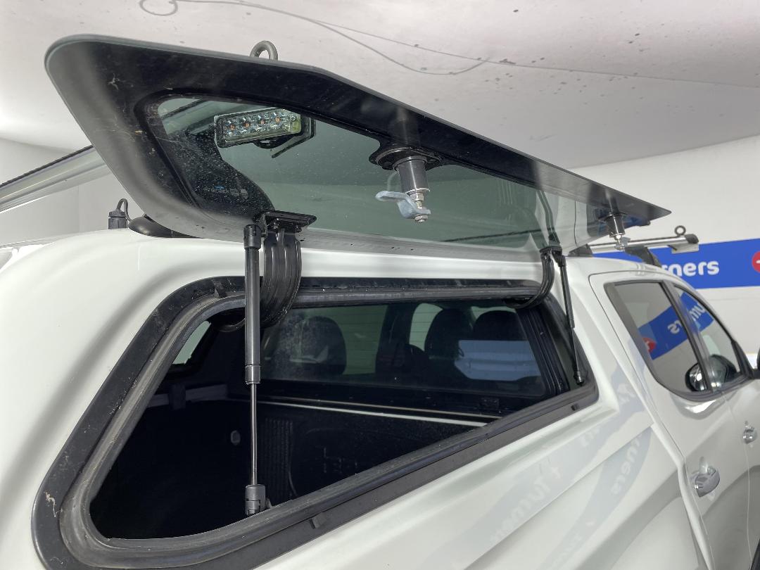 Photo '26' of Mitsubishi Triton Photo '26' of Mitsubishi Triton