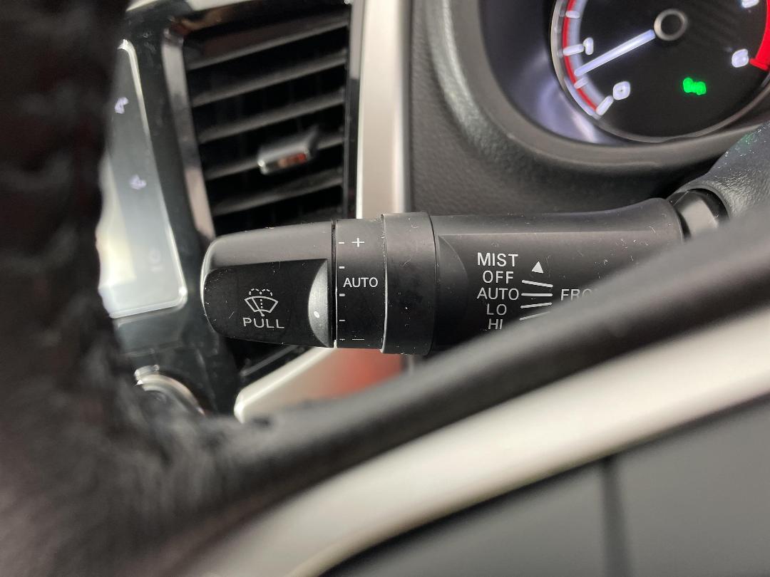 Photo '28' of Mitsubishi Triton Photo '28' of Mitsubishi Triton