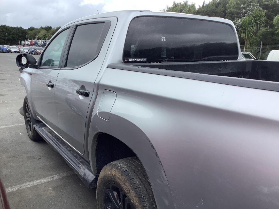 Photo '7' of Mitsubishi Triton DC Glsb 4WD 6AT Photo '7' of Mitsubishi Triton DC Glsb 4WD 6AT