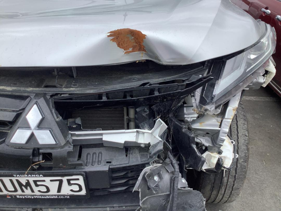 Photo '22' of Mitsubishi Triton DC Glsb 4WD 6AT Photo '22' of Mitsubishi Triton DC Glsb 4WD 6AT