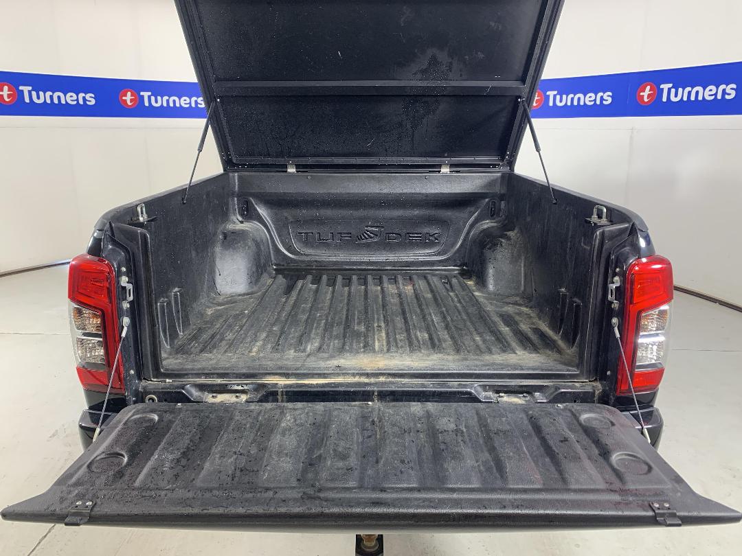 Photo '14' of Mitsubishi Triton