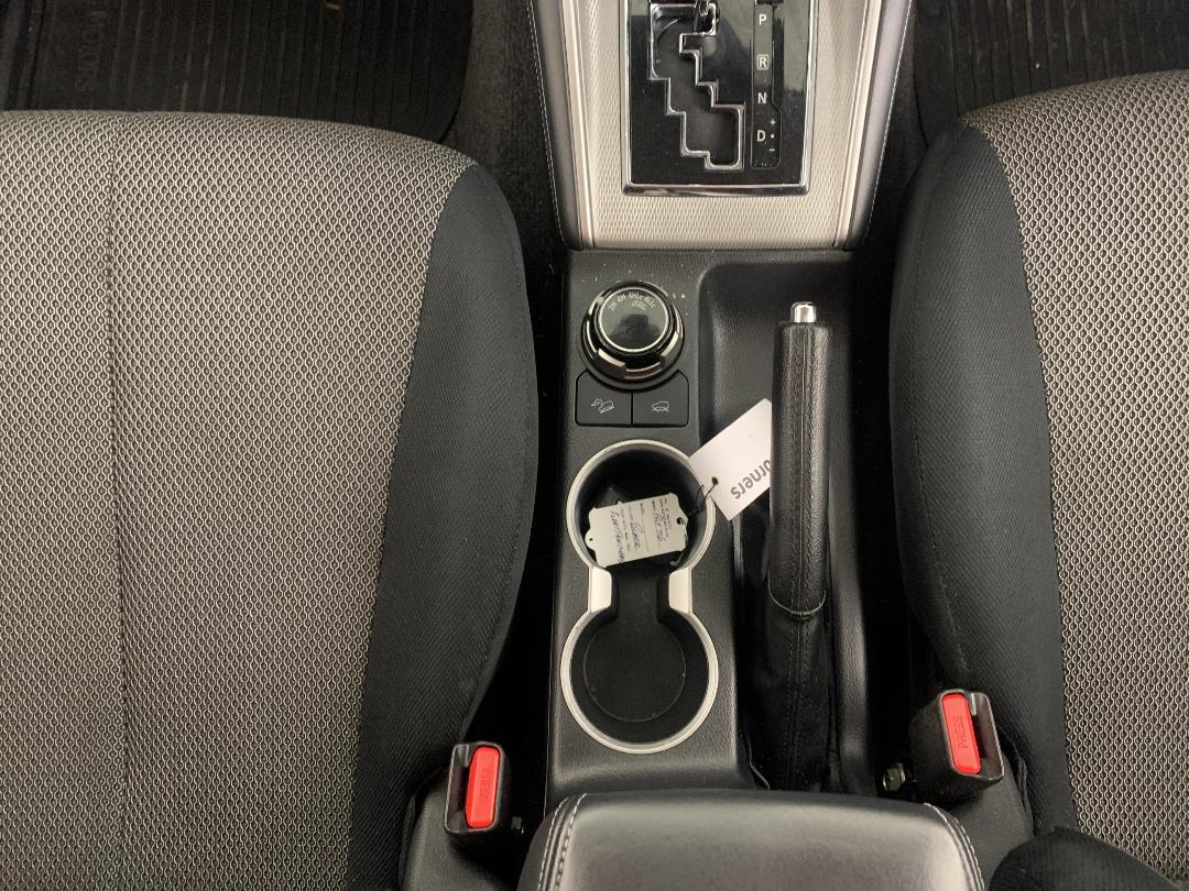 Photo '23' of Mitsubishi Triton