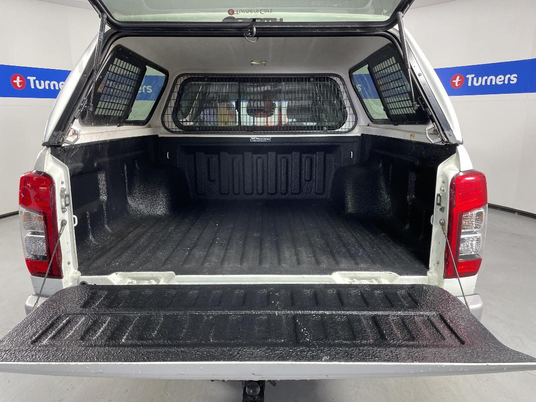 Photo '14' of Mitsubishi Triton