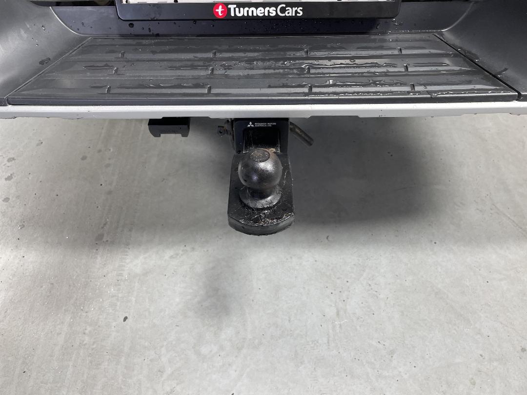 Photo '25' of Mitsubishi Triton