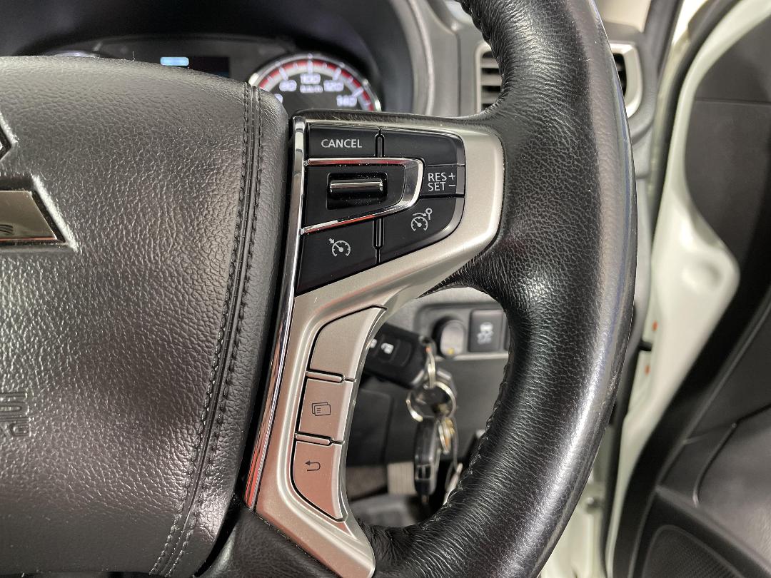 Photo '31' of Mitsubishi Triton