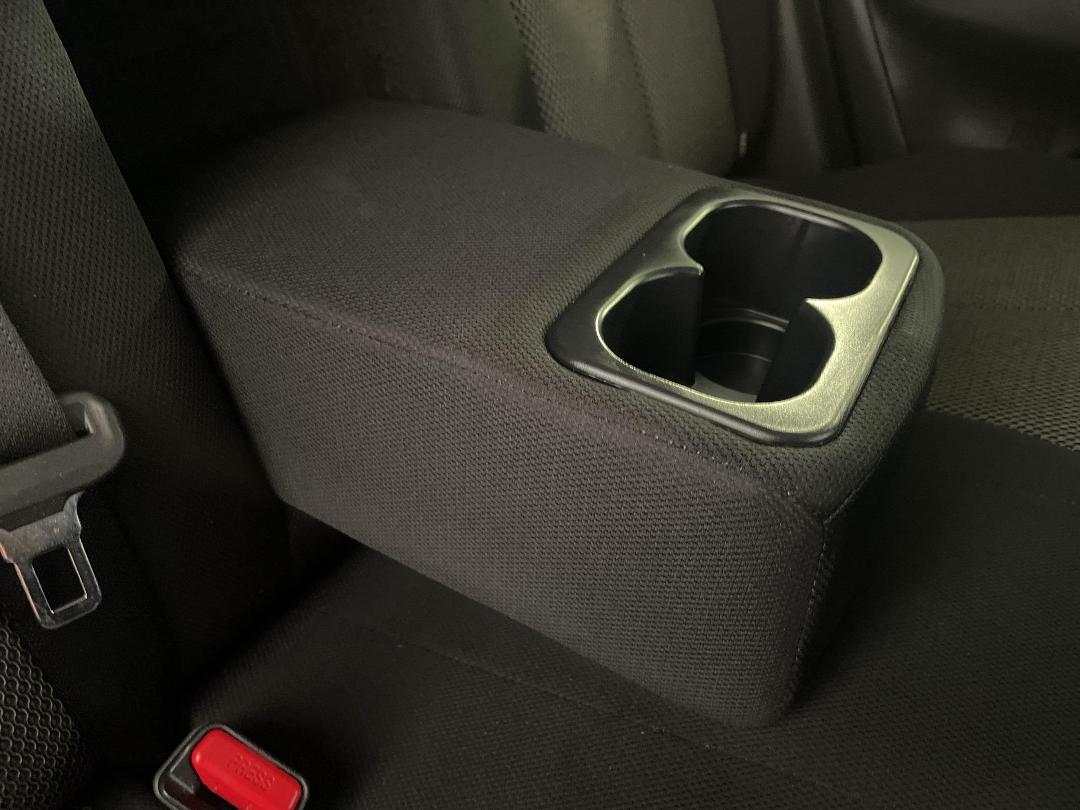 Photo '23' of Mitsubishi Triton