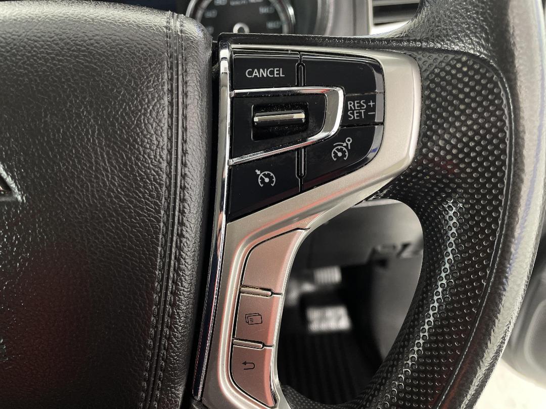 Photo '24' of Mitsubishi Triton