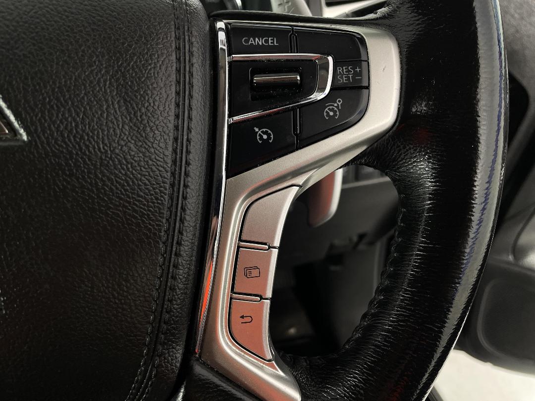 Photo '26' of Mitsubishi Triton