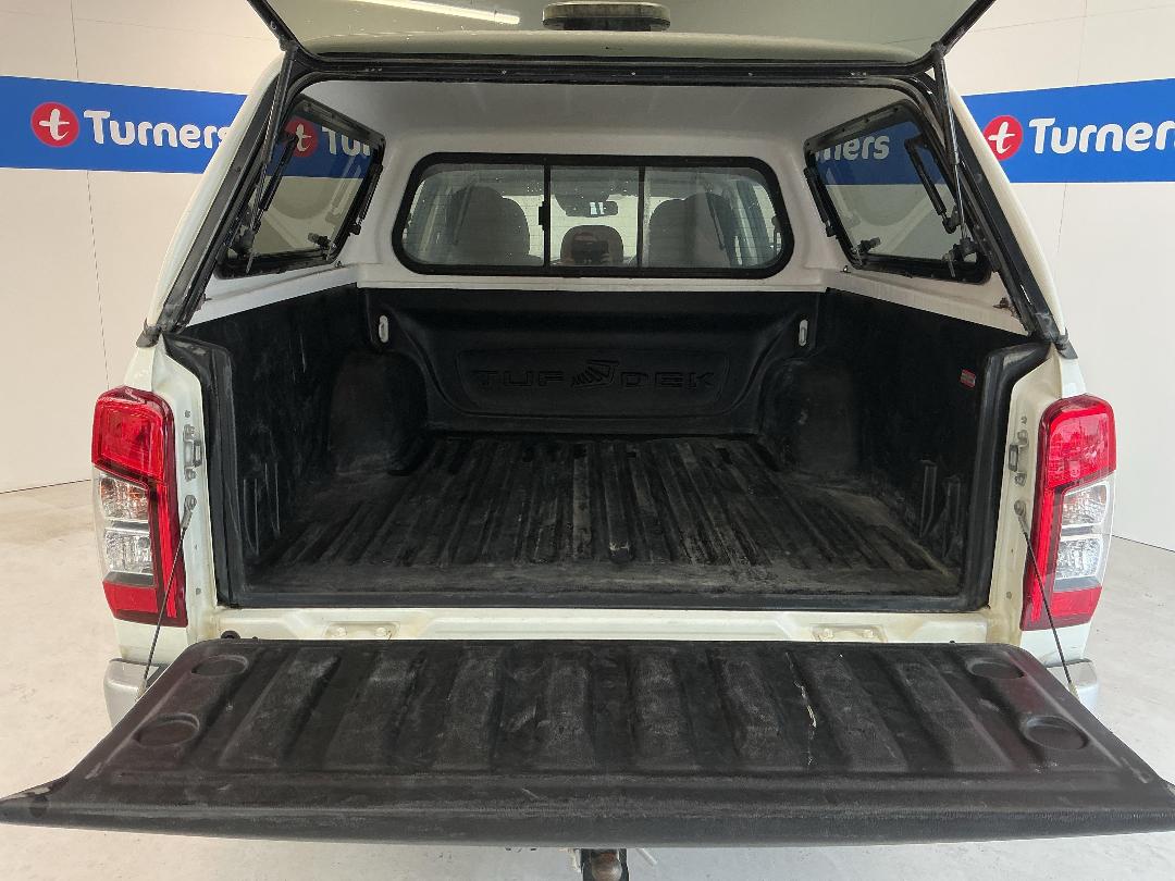 Photo '14' of Mitsubishi Triton