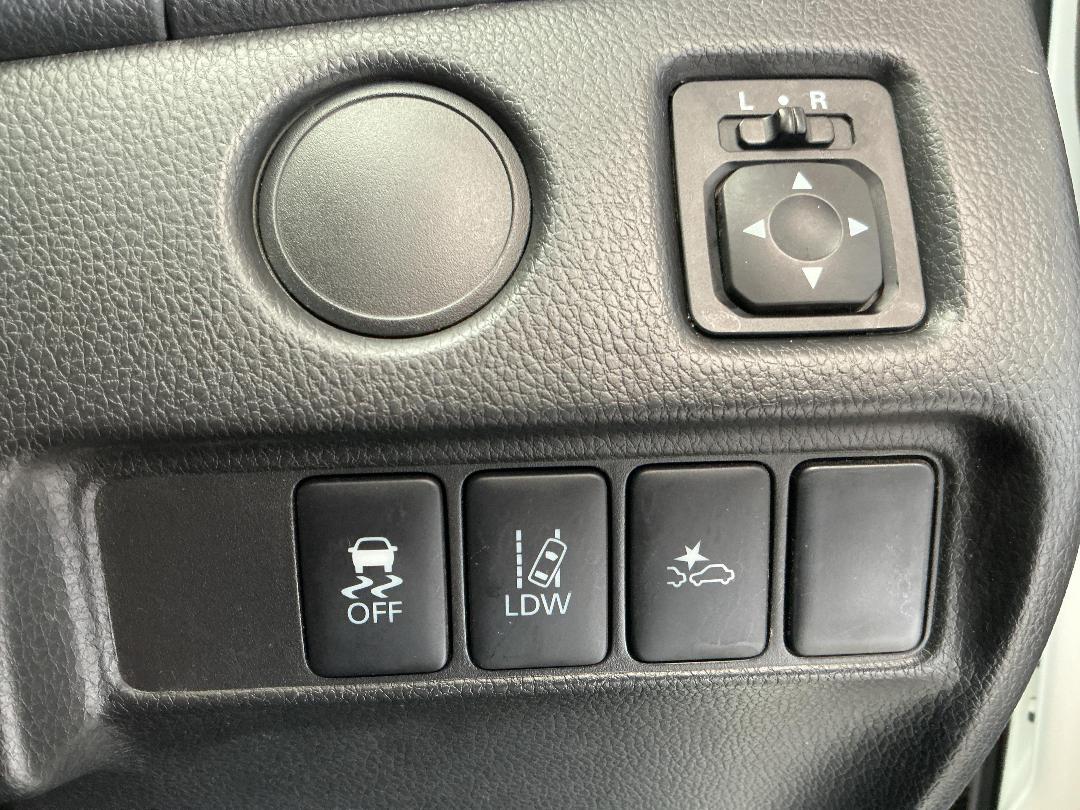 Photo '25' of Mitsubishi Triton