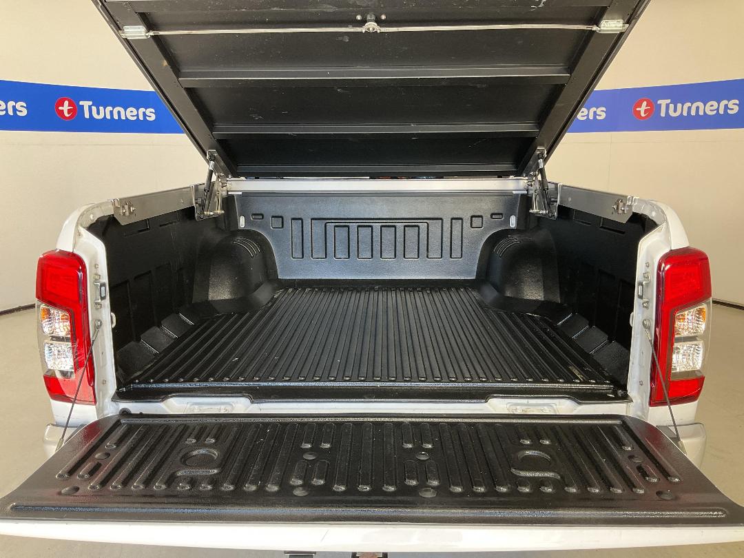 Photo '14' of Mitsubishi Triton