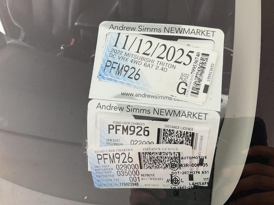 Photo '25' of Mitsubishi Triton