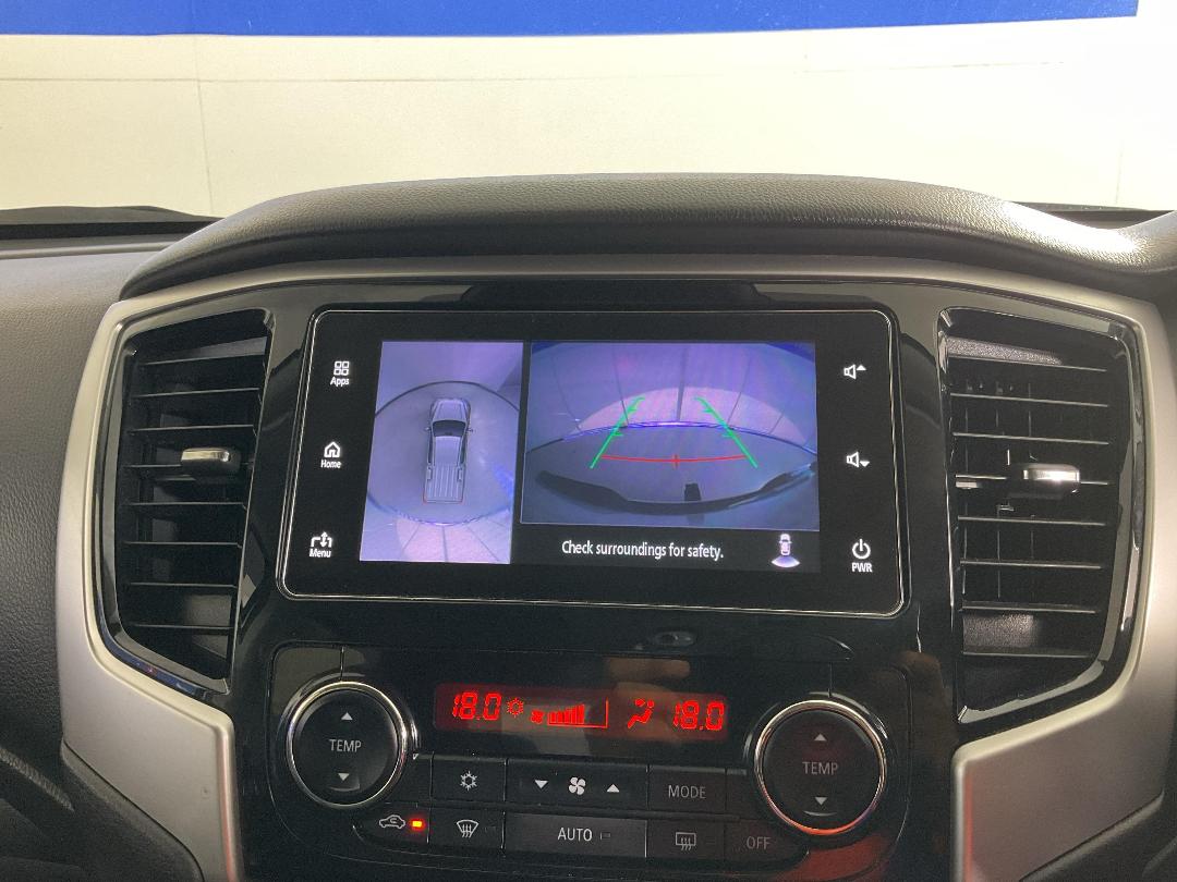 Photo '32' of Mitsubishi Triton