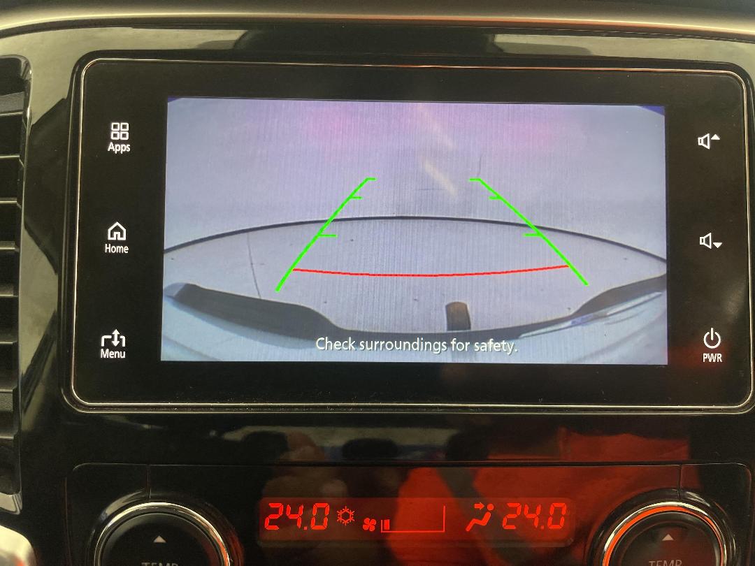 Photo '24' of Mitsubishi Triton