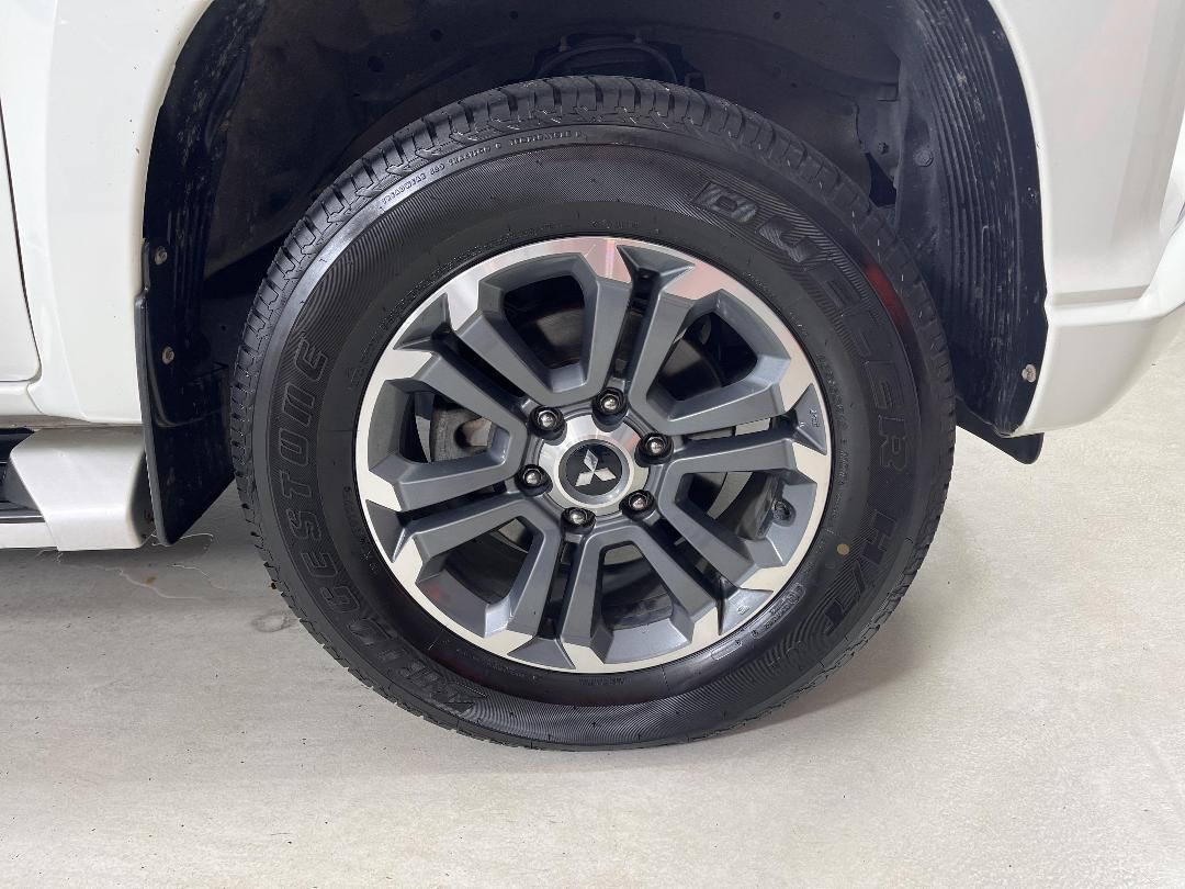 Photo '9' of Mitsubishi Triton Photo '9' of Mitsubishi Triton