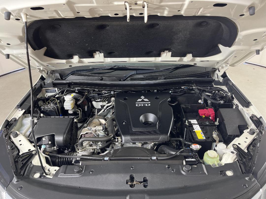 Photo '13' of Mitsubishi Triton Photo '13' of Mitsubishi Triton