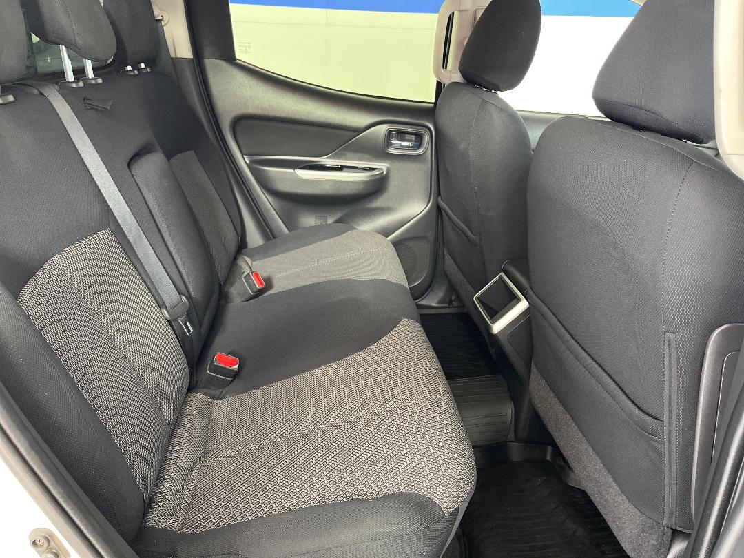 Photo '20' of Mitsubishi Triton Photo '20' of Mitsubishi Triton