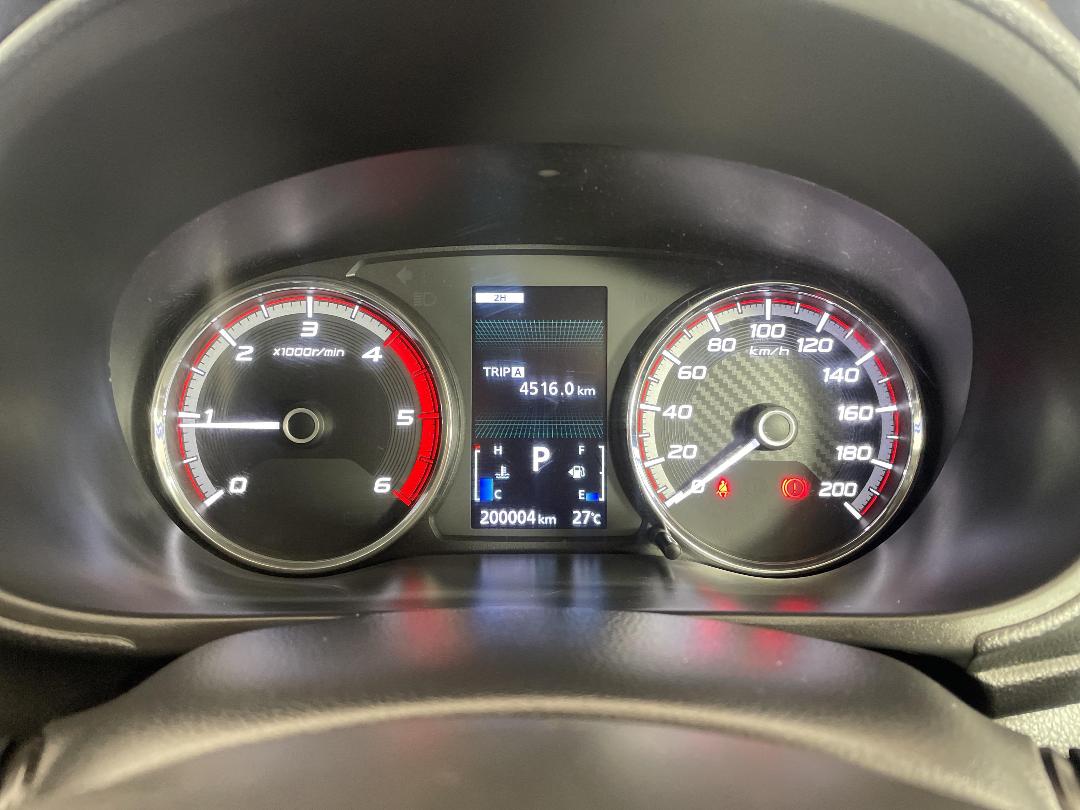 Photo '21' of Mitsubishi Triton Photo '21' of Mitsubishi Triton