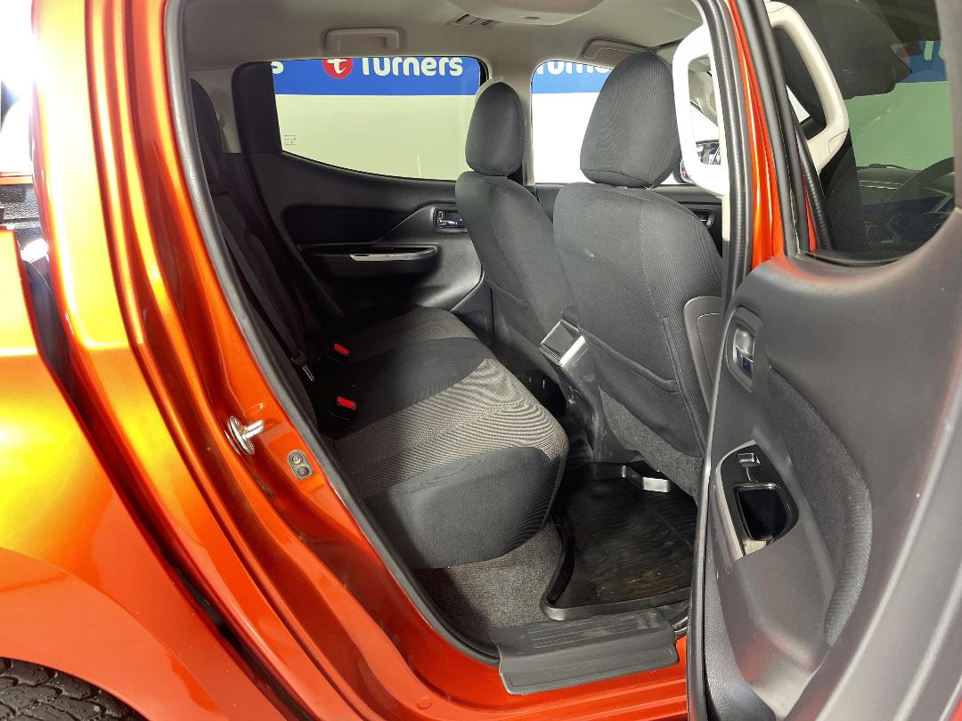 Photo '20' of Mitsubishi Triton Photo '20' of Mitsubishi Triton