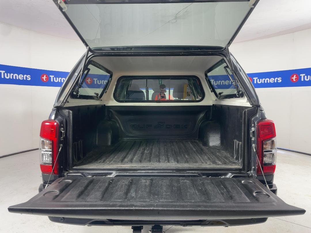 Photo '14' of Mitsubishi Triton