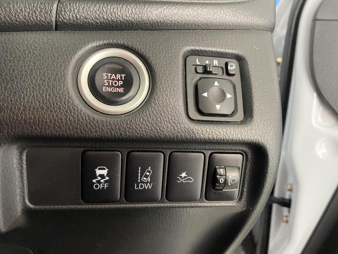 Photo '25' of Mitsubishi Triton