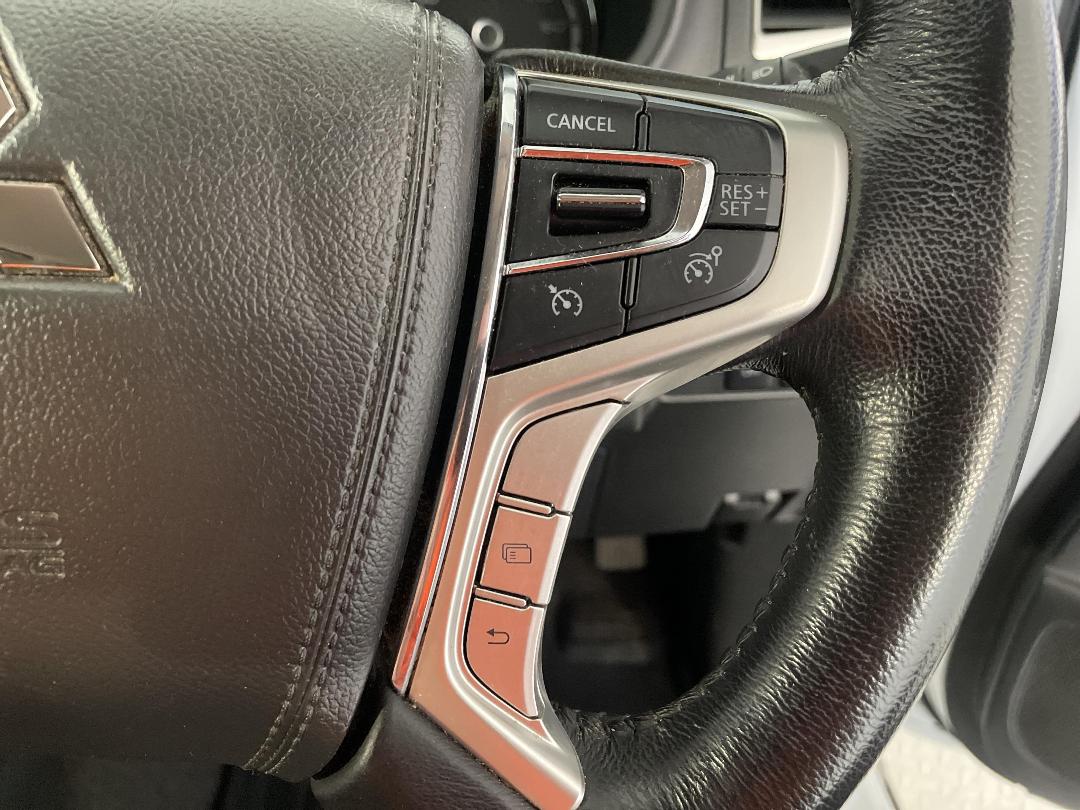 Photo '26' of Mitsubishi Triton