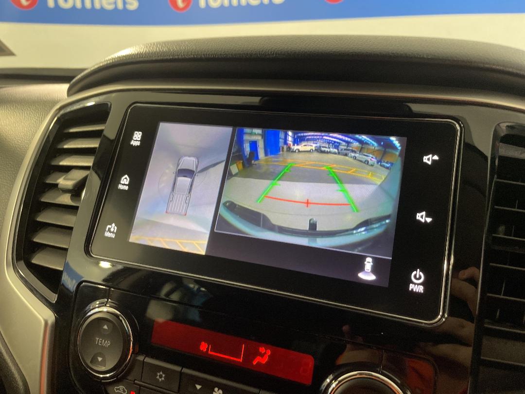 Photo '30' of Mitsubishi Triton