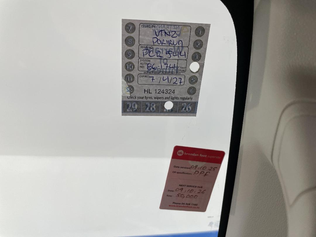 Photo '34' of Mitsubishi Triton