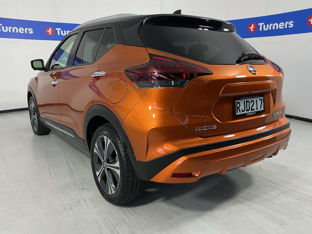 Photo '5' of Nissan Kicks