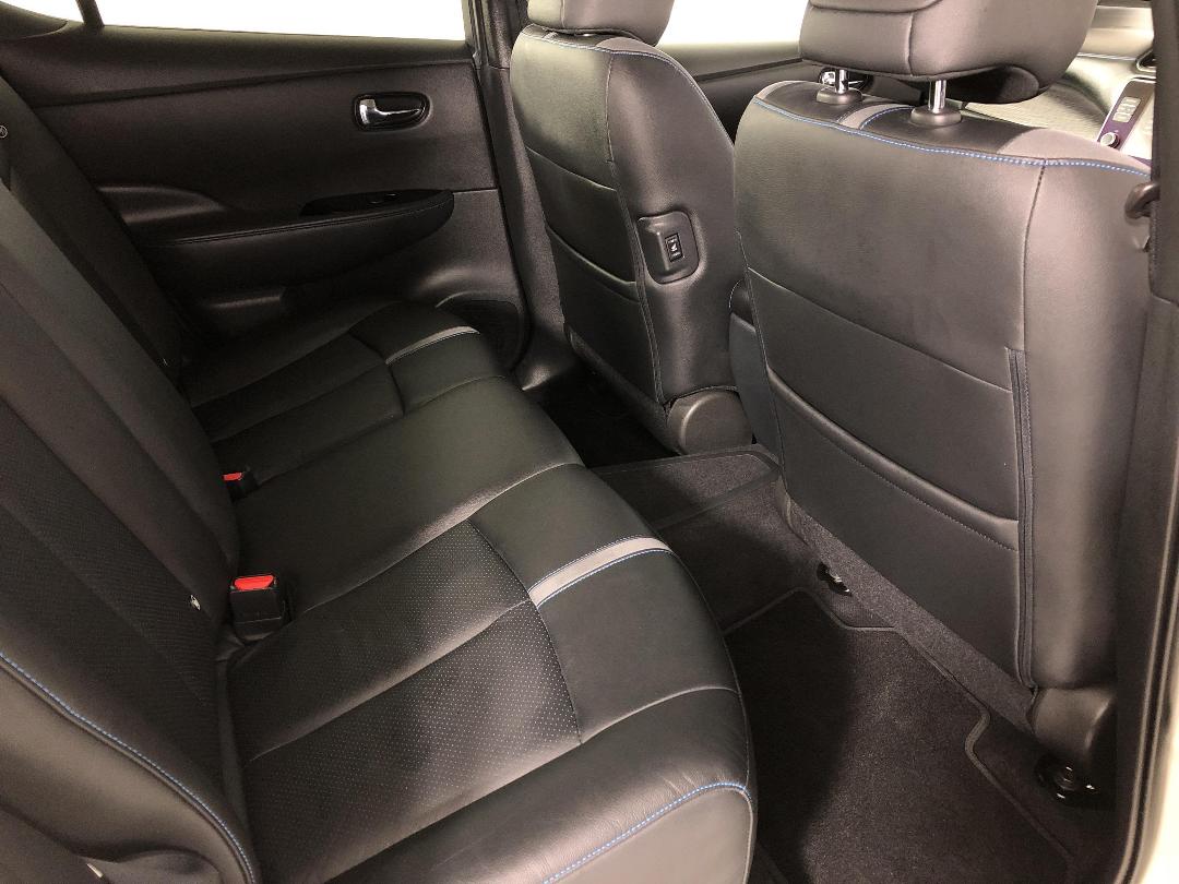 Photo '20' of Nissan Leaf