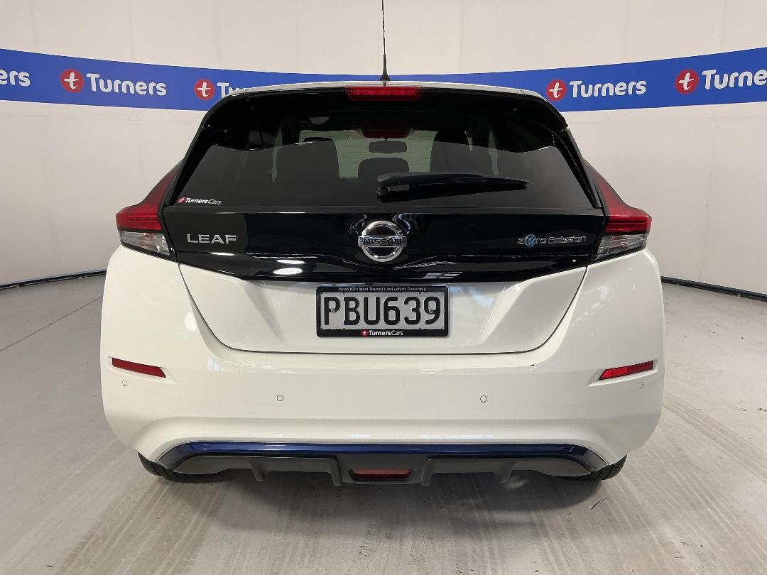 Photo '6' of Nissan Leaf