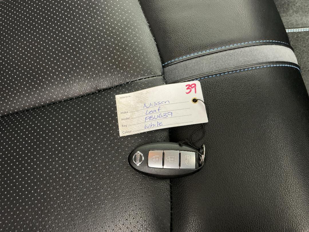 Photo '22' of Nissan Leaf