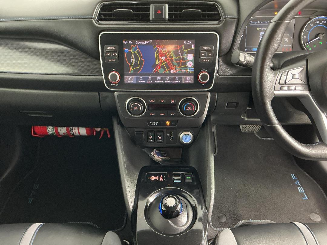 Photo '18' of Nissan Leaf