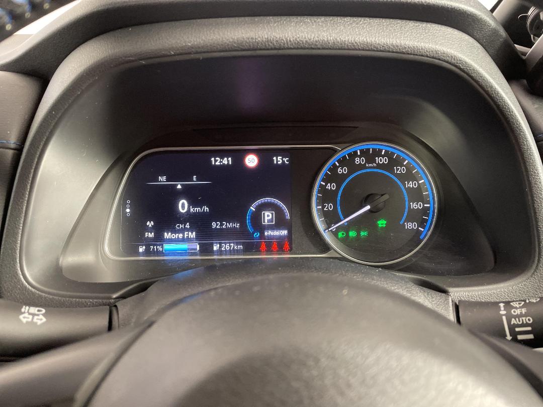 Photo '21' of Nissan Leaf