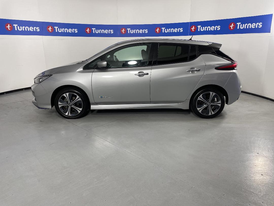 Photo '24' of Nissan Leaf