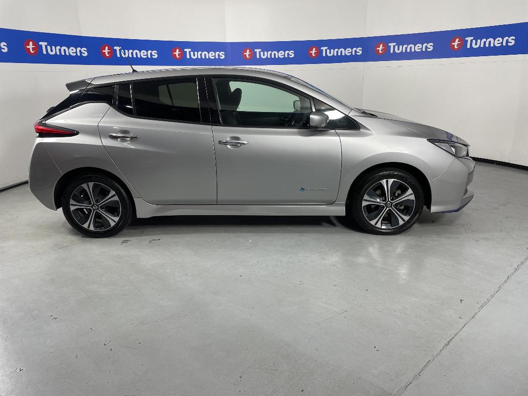 Photo '23' of Nissan Leaf