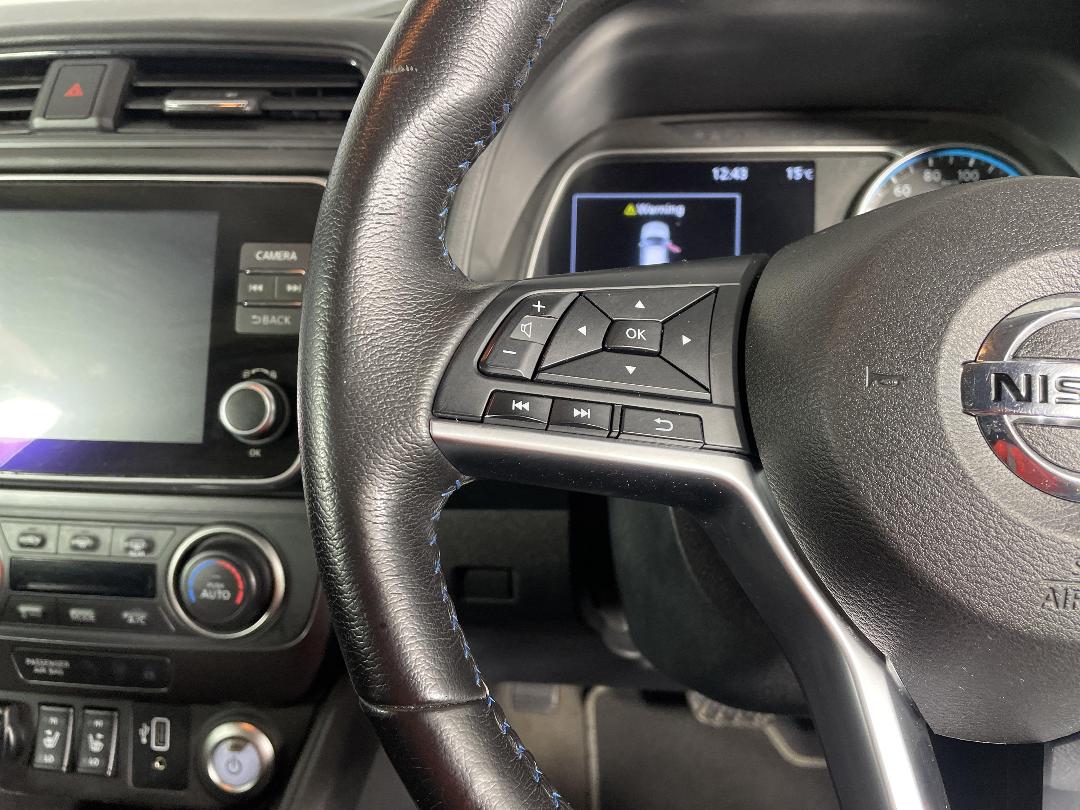 Photo '26' of Nissan Leaf