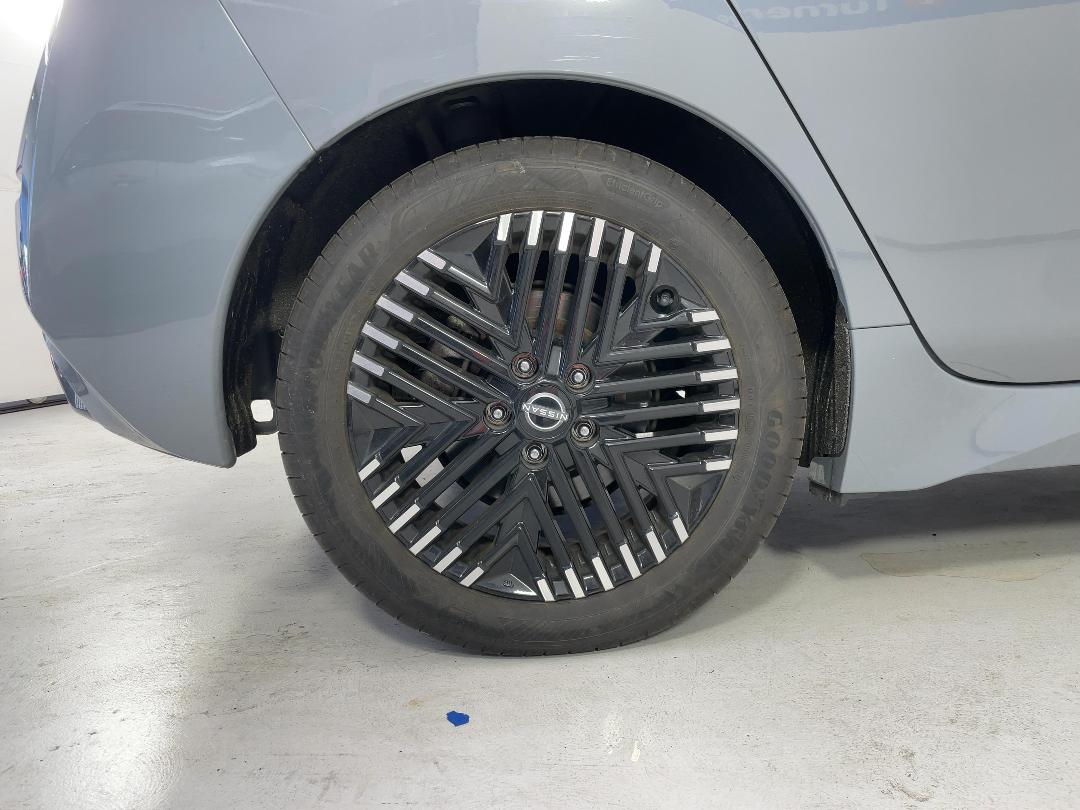 Photo '12' of Nissan Leaf Photo '12' of Nissan Leaf