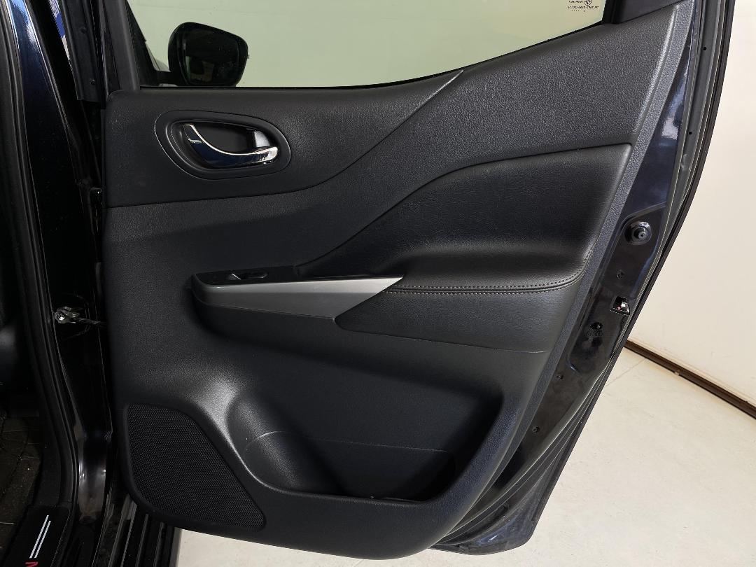 Photo '19' of Nissan Navara Photo '19' of Nissan Navara